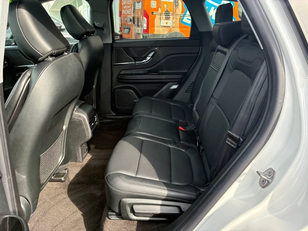 Certified 2022 Lincoln Corsair STANDARD w/ Premium Package image 21