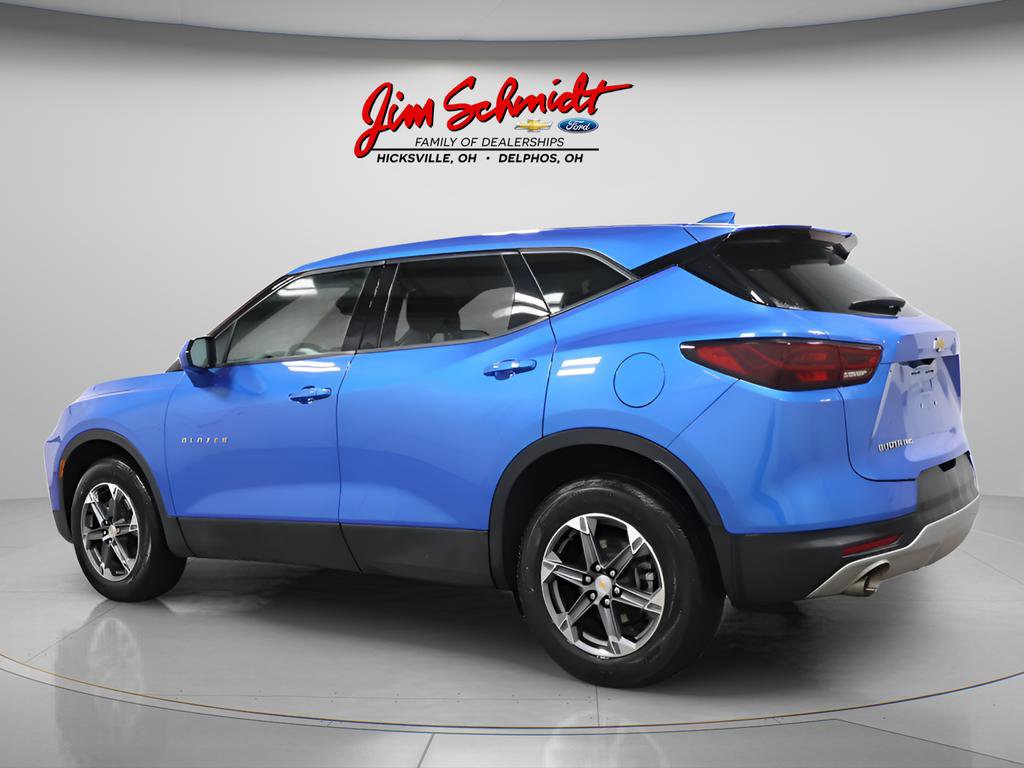 Used 2025 Chevrolet Blazer LT image 4