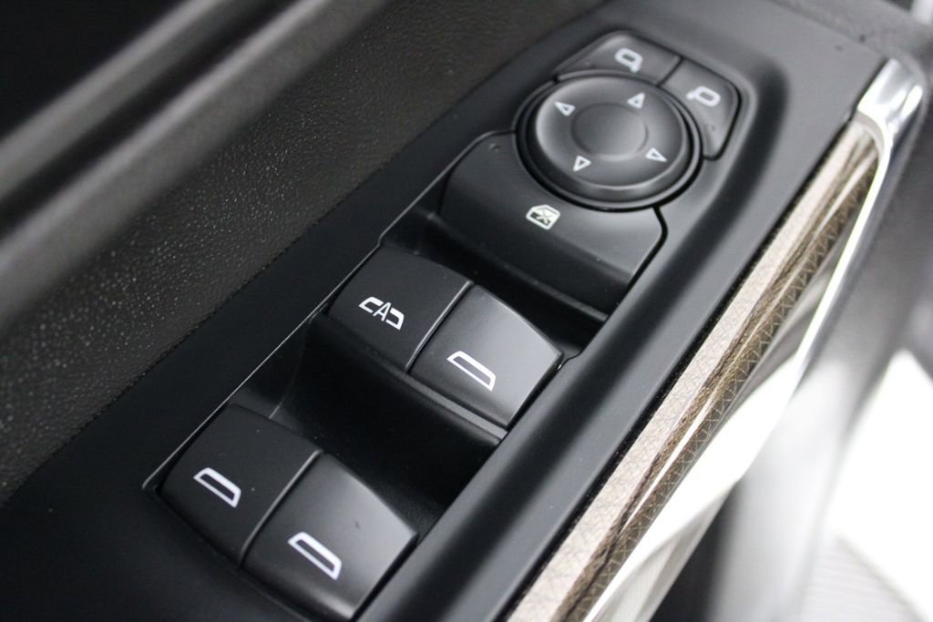 Used 2023 Chevrolet Silverado 2500 LT image 17