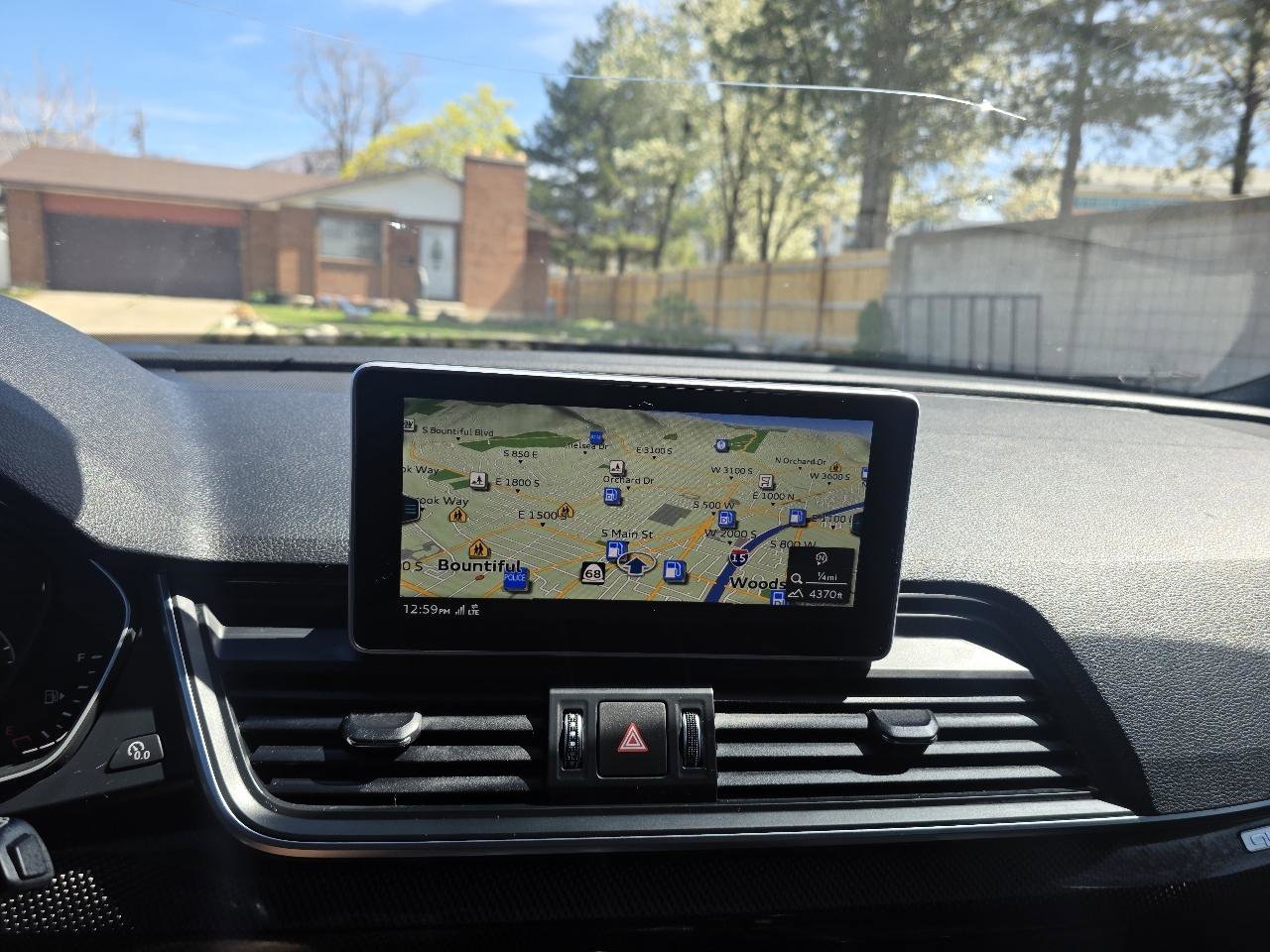 Used 2018 Audi SQ5 Premium Plus w/ Navigation Package image 16