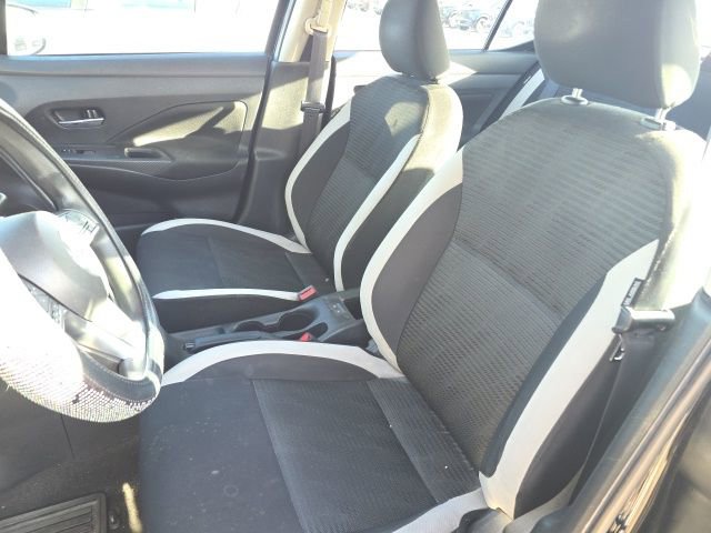 Certified 2021 Nissan Versa SV image 5