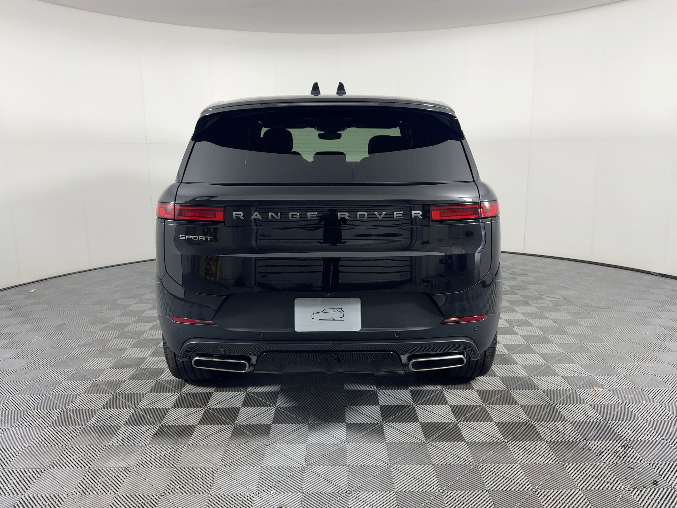 New 2025 Land Rover Range Rover Sport SE image 10