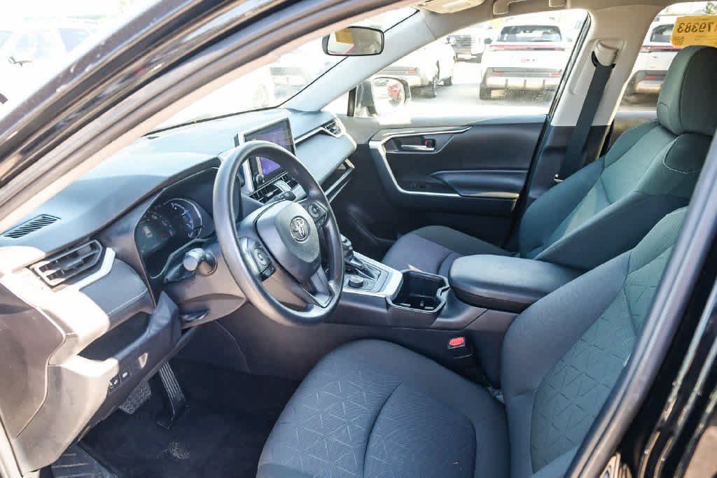 Certified 2023 Toyota RAV4 XLE AWD/4WD image 16