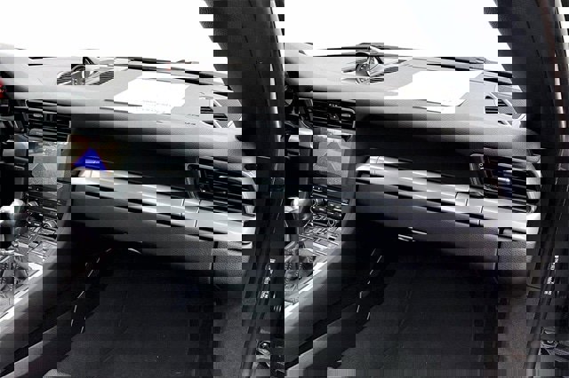 Used 2017 Porsche 911 Carrera 4 image 28