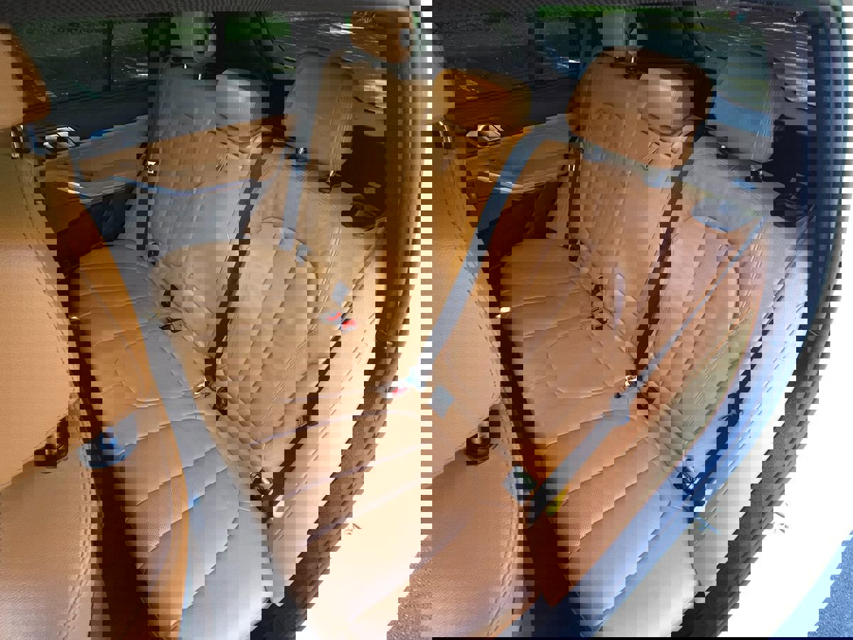 Used 2021 BMW X5 sDrive40i w/ M Sport Package image 17