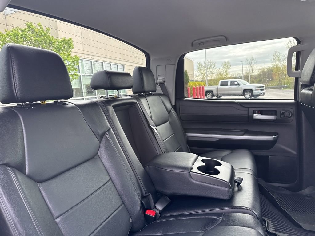Used 2017 Toyota Tundra Limited w/ Limited Premium Package AWD/4WD image 29