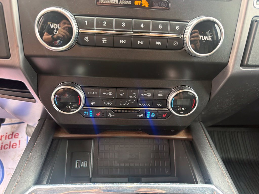 Used 2020 Ford Expedition Platinum AWD/4WD image 30