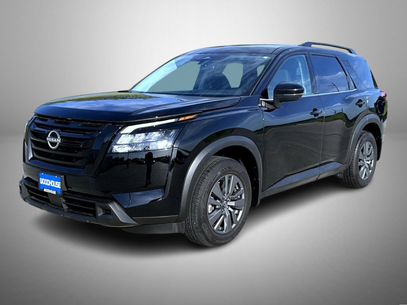 Used 2024 Nissan Pathfinder SV w/ Black Appearance Package