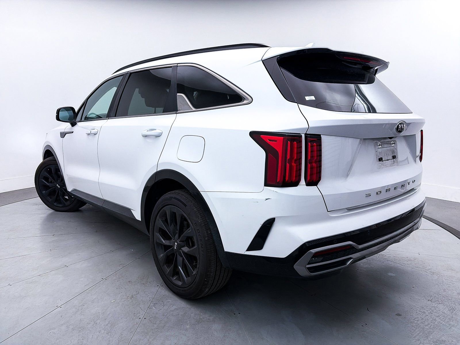 Used 2021 Kia Sorento SX image 2