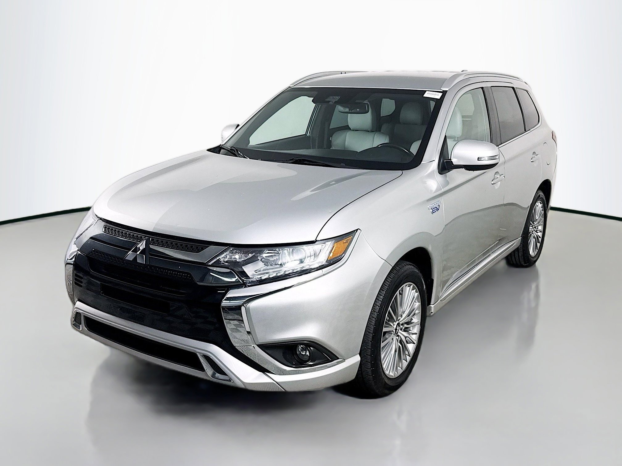 Used 2022 Mitsubishi Outlander SEL image 4