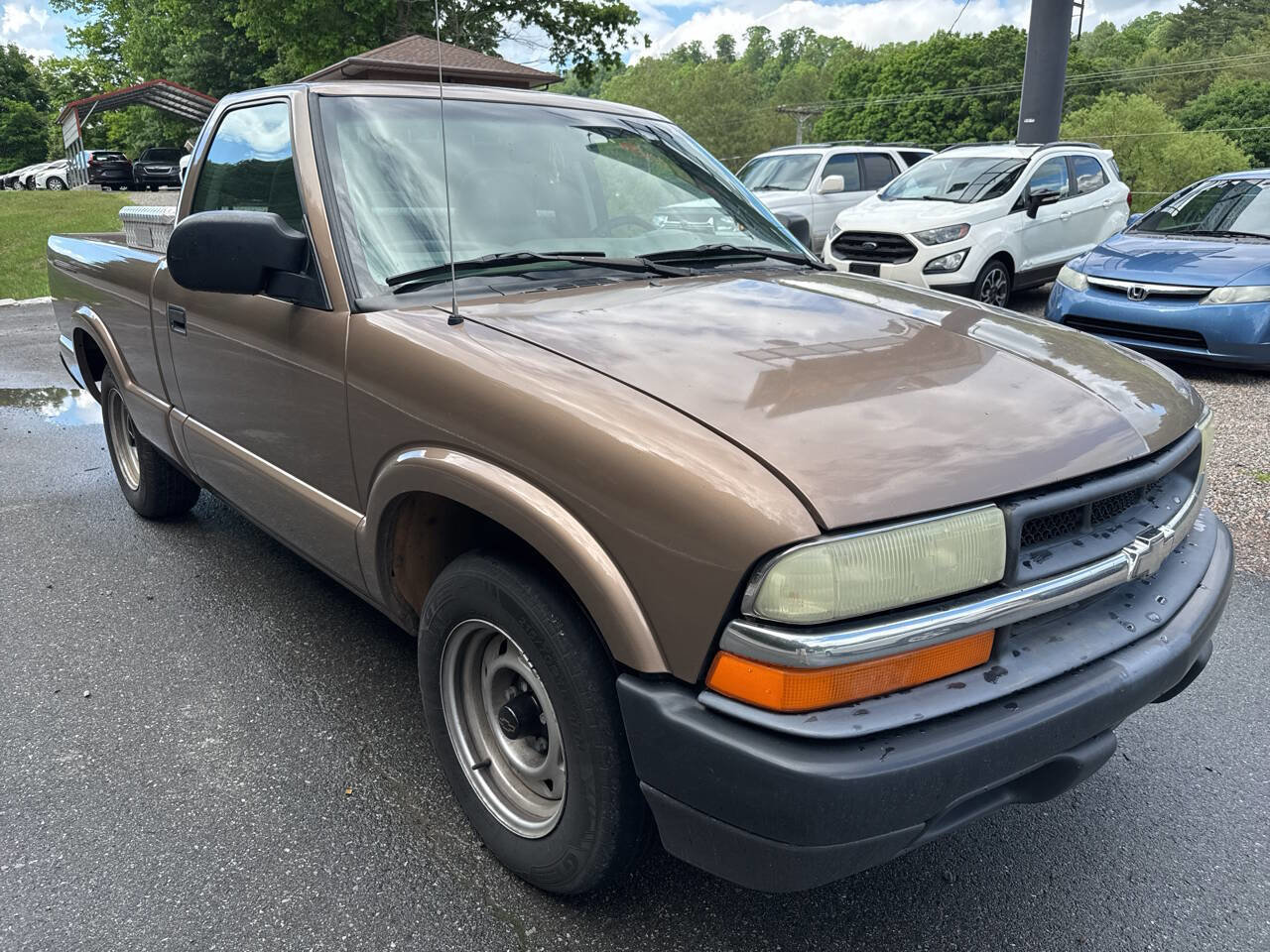 Used 2003 Chevrolet S10 Pickup 2WD Regular Cab image 4