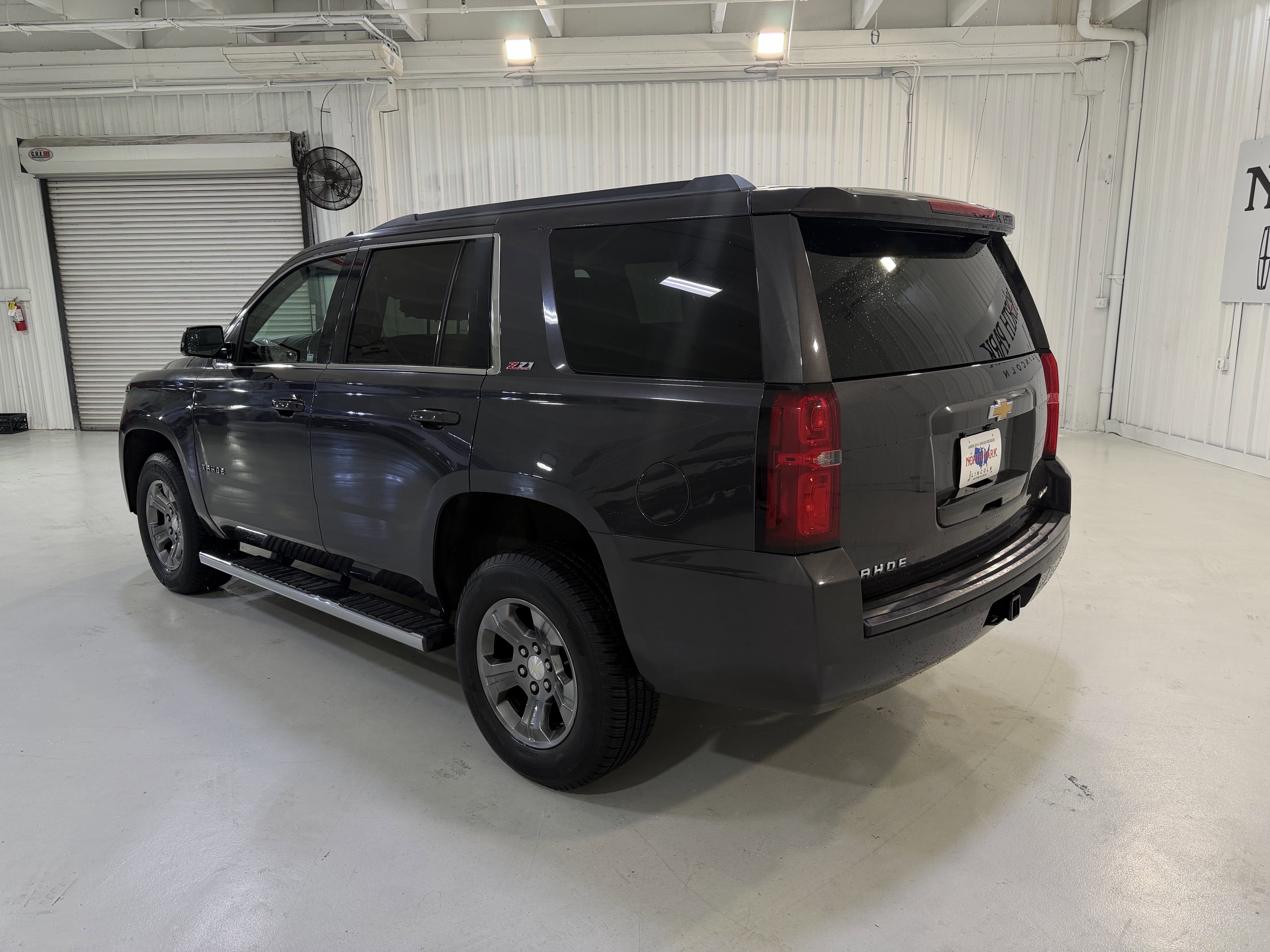 Used 2016 Chevrolet Tahoe LT AWD/4WD image 3
