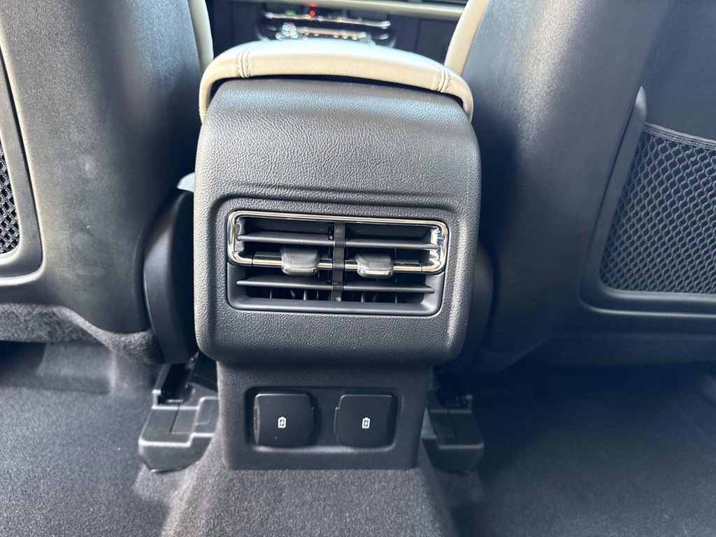 New 2026 Lincoln Corsair Premiere image 17