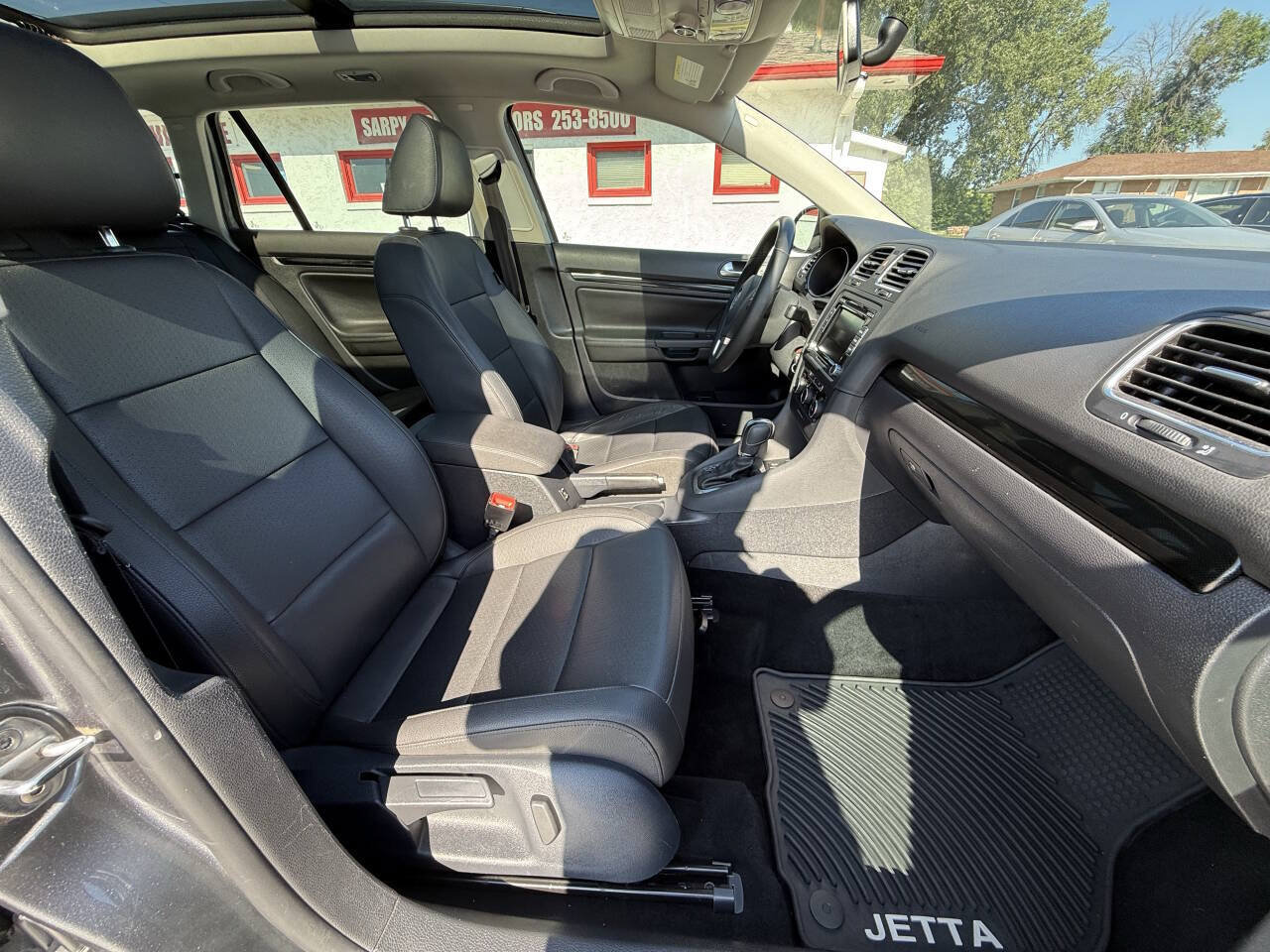 Used 2014 Volkswagen Jetta SE FWD image 16
