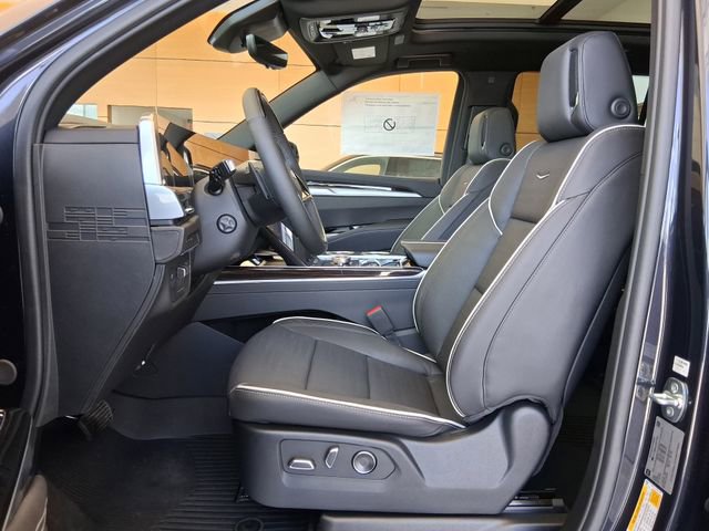 New 2025 Cadillac Escalade Premium Luxury w/ LPO, Floor Liner Package image 19