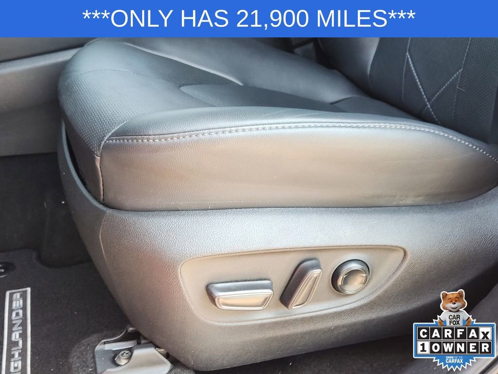 Used 2024 Toyota Highlander Platinum AWD/4WD image 25