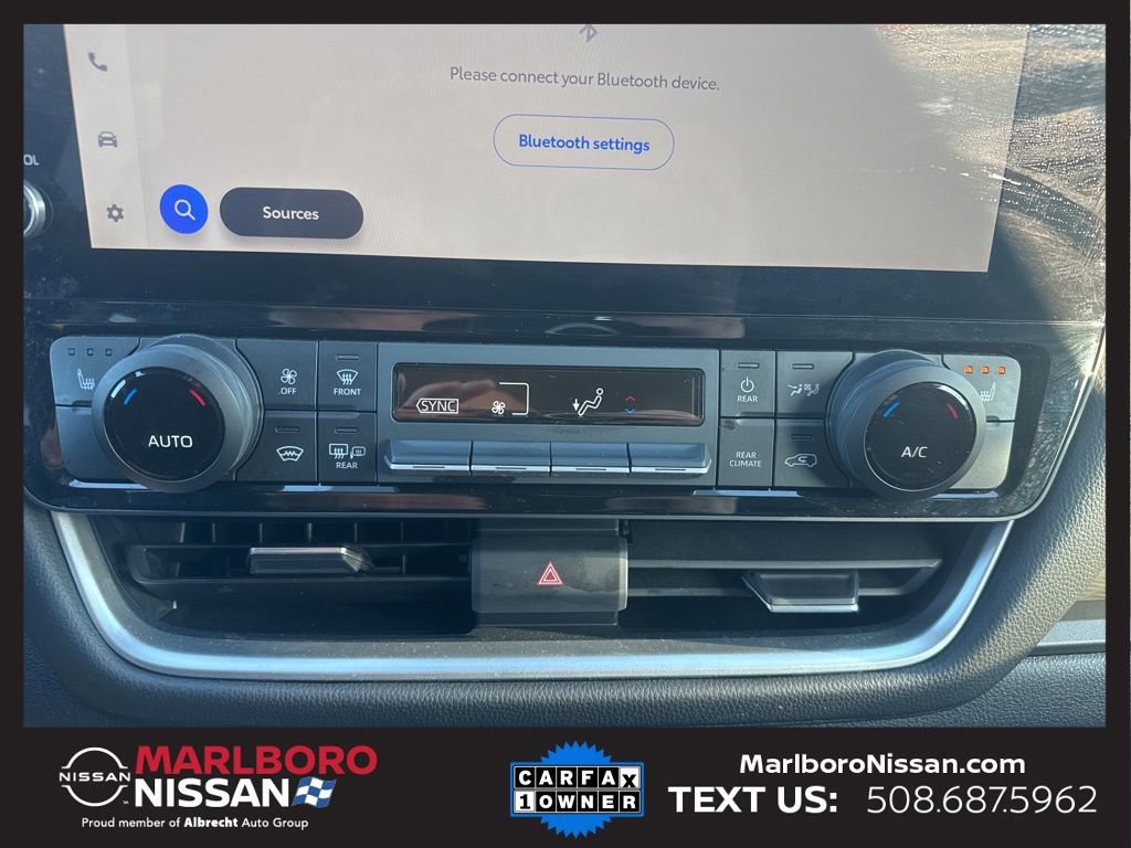 Used 2025 Toyota Grand Highlander XLE image 32