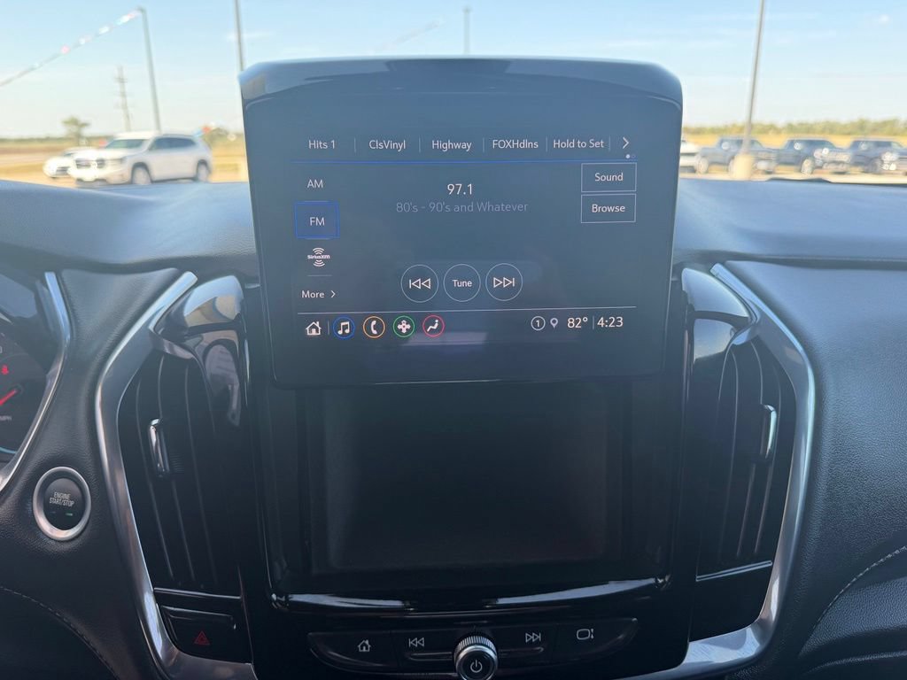 Used 2023 Chevrolet Traverse LT FWD image 20