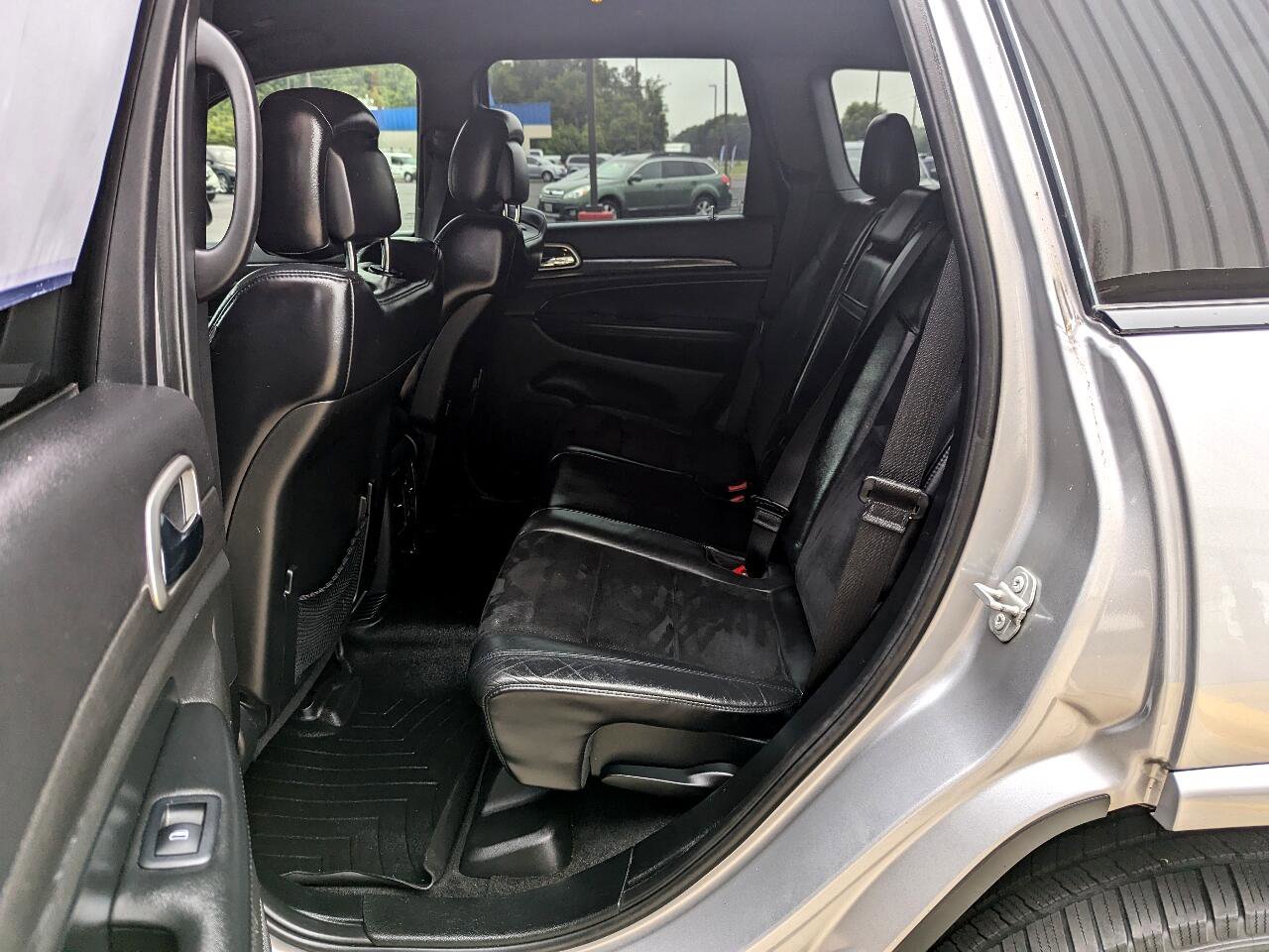 Used 2018 Jeep Grand Cherokee Altitude image 10