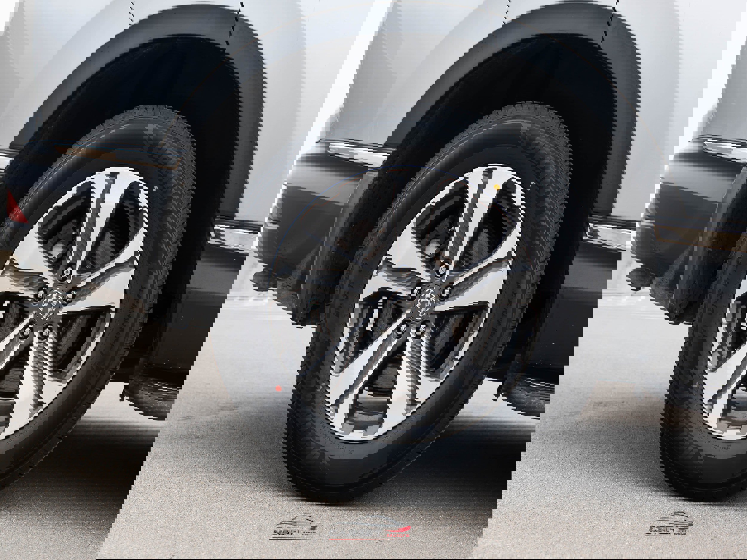 Used 2019 Honda CR-V LX image 11