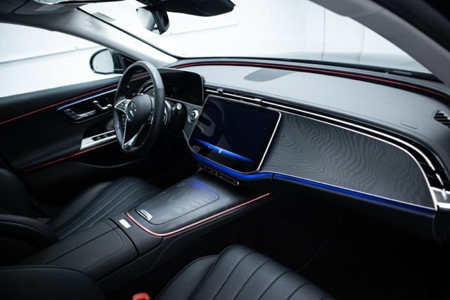 Used 2025 Mercedes-Benz E 450 4MATIC All-Terrain Wagon image 15