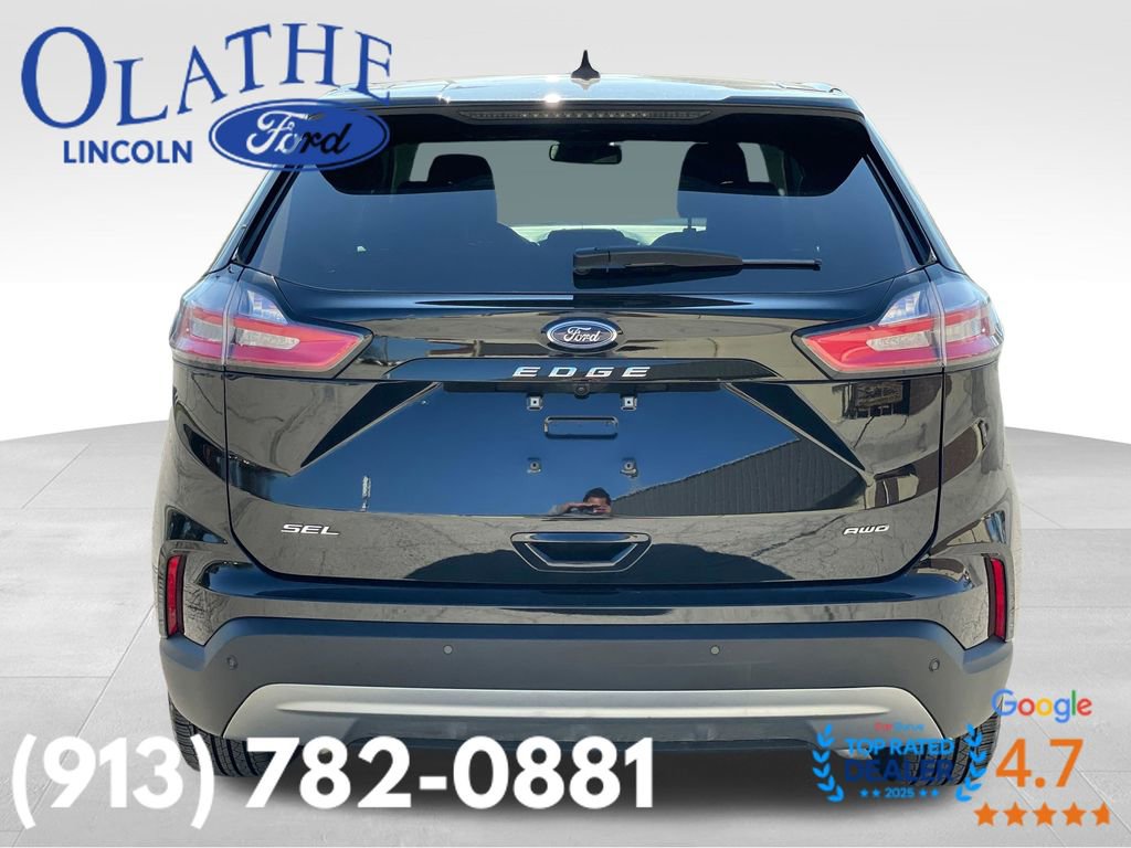 Used 2024 Ford Edge SEL w/ Convenience Package image 4
