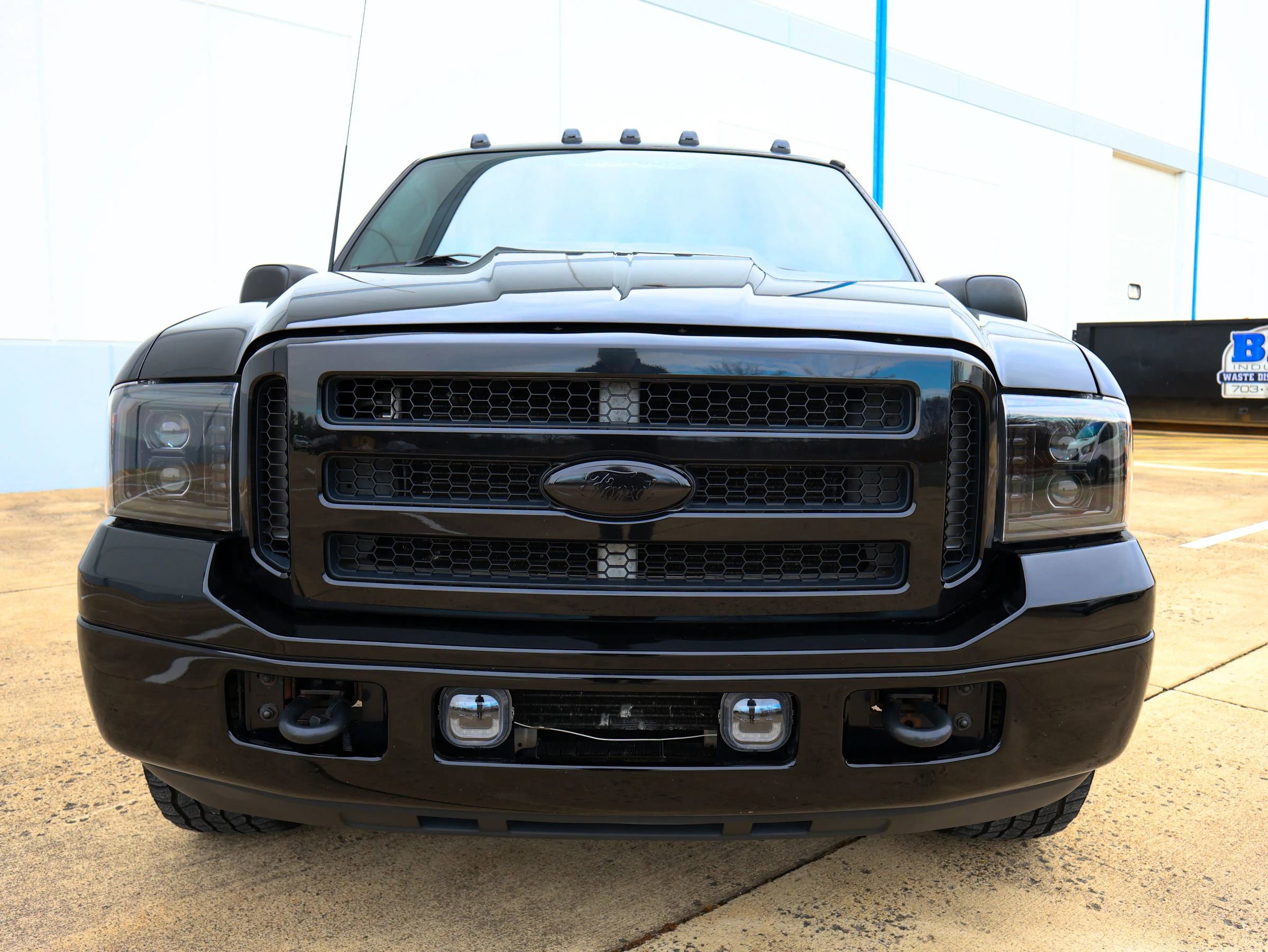 Used 2003 Ford F350 XLT image 25