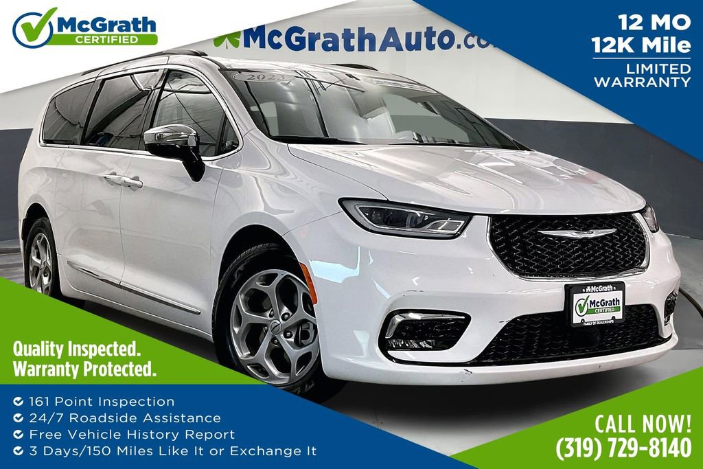 Used 2023 Chrysler Pacifica Limited FWD image 1