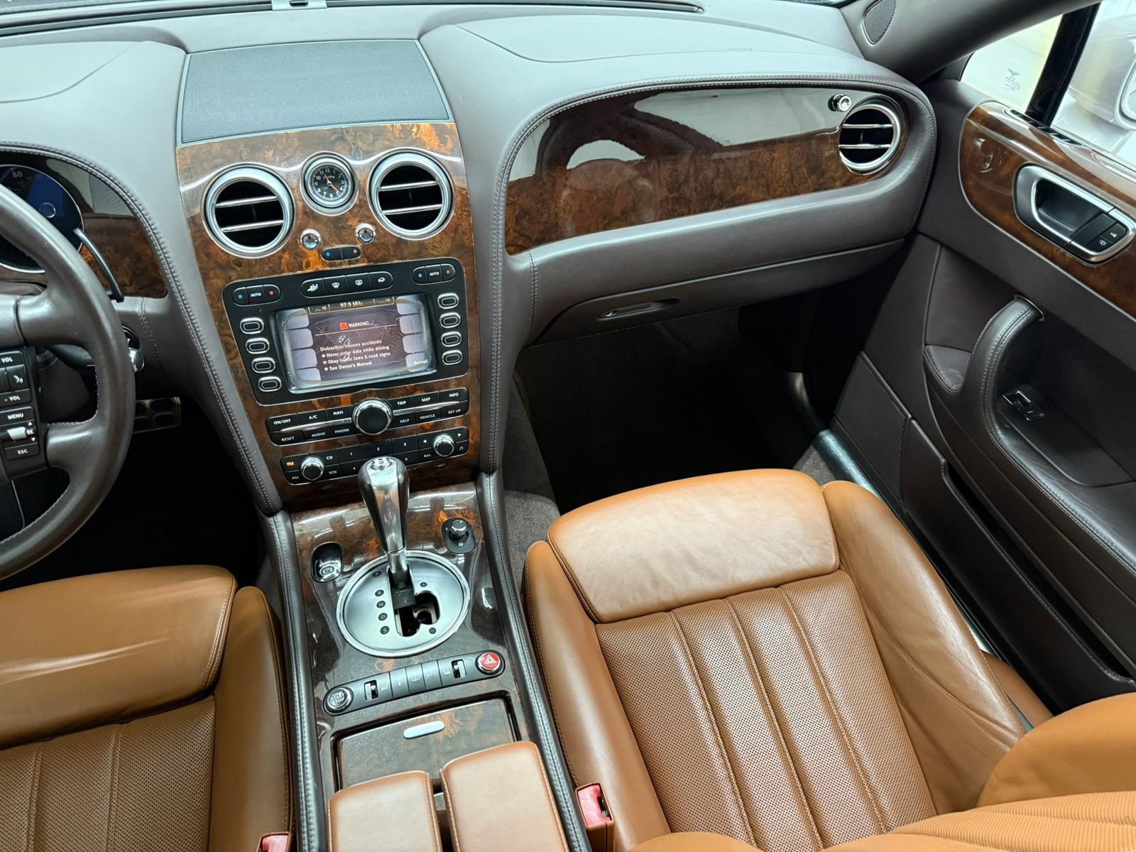 Used 2006 Bentley Flying Spur Flying Spur AWD/4WD image 18