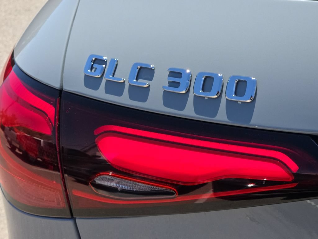 New 2026 Mercedes-Benz GLC 300 image 9