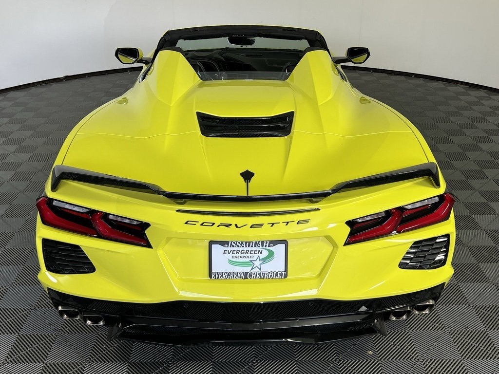 Used 2022 Chevrolet Corvette Stingray w/ Z51 Performance Package image 17