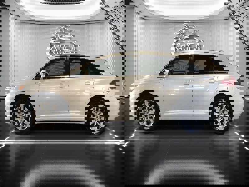 Used 2015 Toyota Venza LE image 8