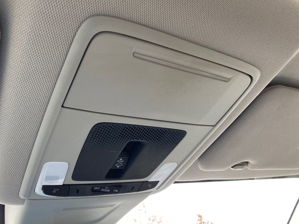 Used 2023 Honda CR-V EX-L image 42