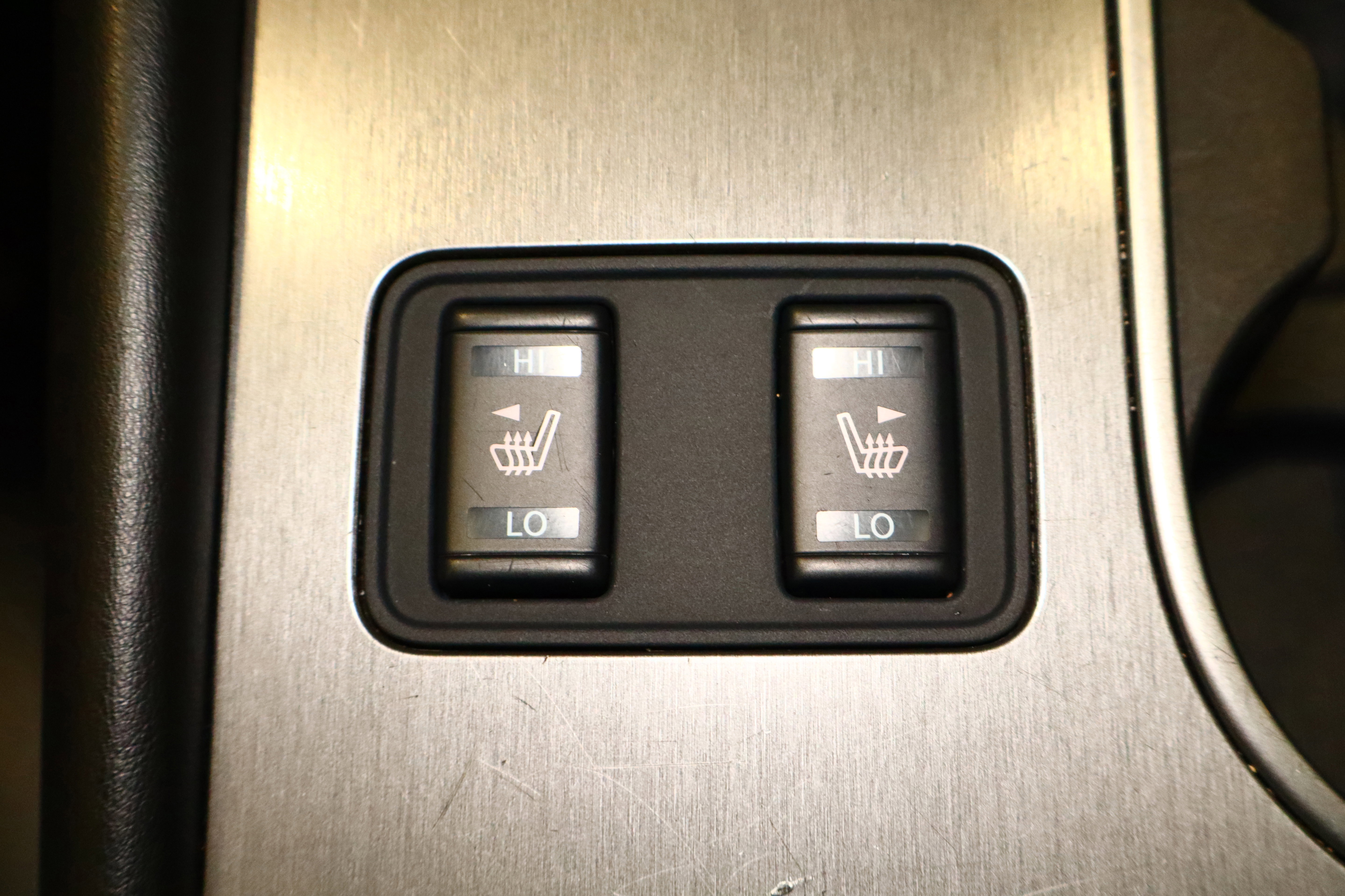 Used 2023 Nissan Murano SV image 25