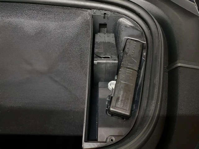 Used 2023 Audi RS e-tron GT w/ Carbon Performance Package image 75