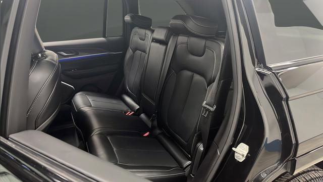 Used 2024 Jeep Grand Cherokee Overland image 34