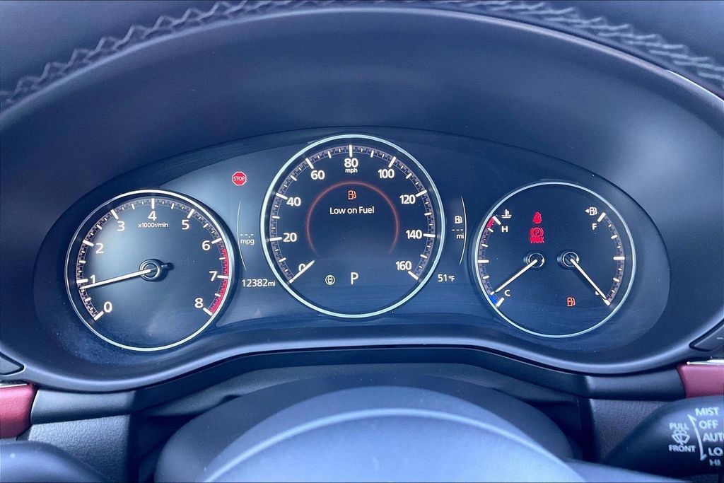 Certified 2025 MAZDA MAZDA3 Hatchback w/ Appearance Package image 20