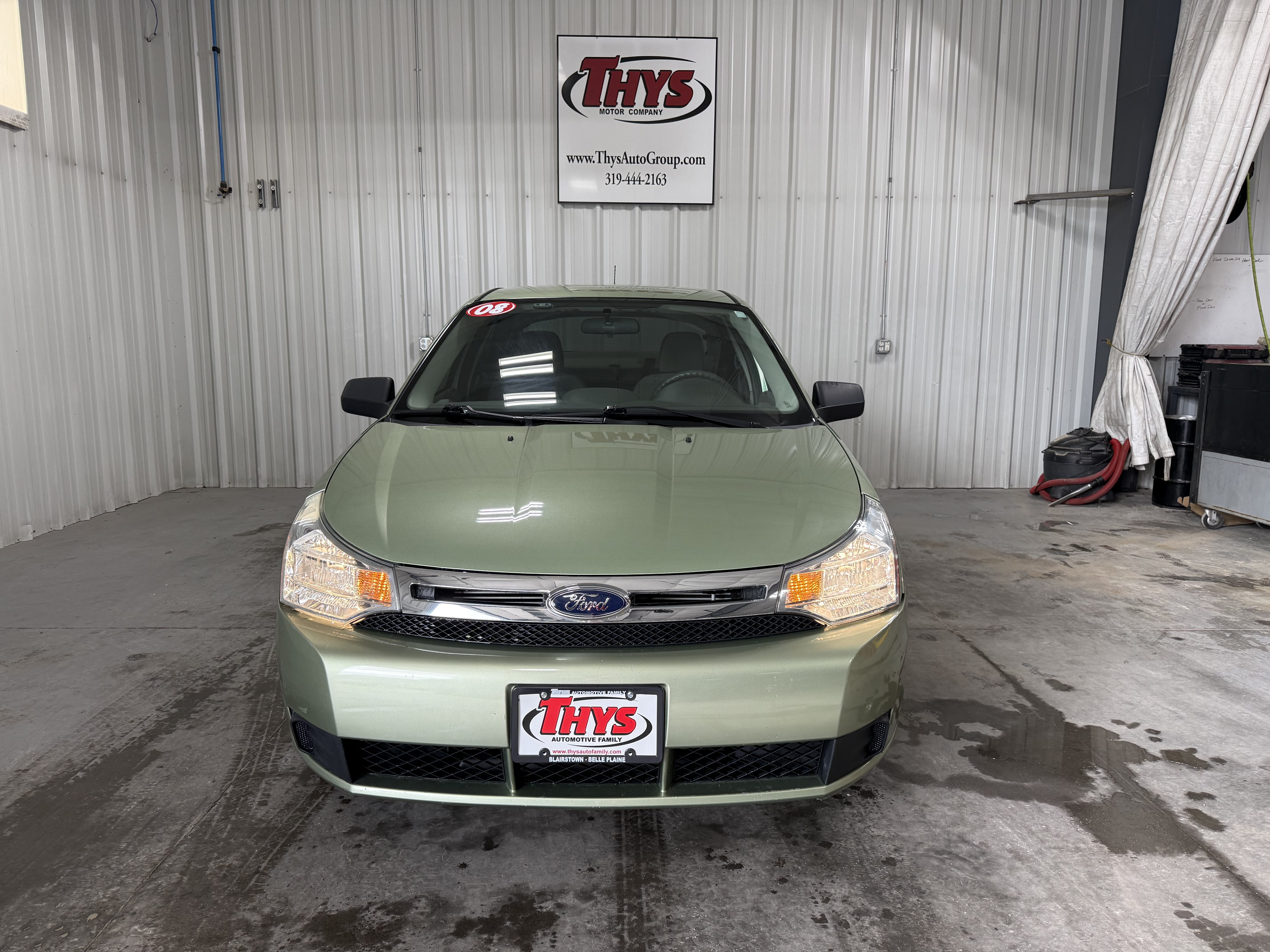 Used 2008 Ford Focus Sedan FWD image 15