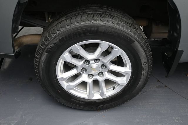 Used 2023 Chevrolet Silverado 1500 LT AWD/4WD image 22