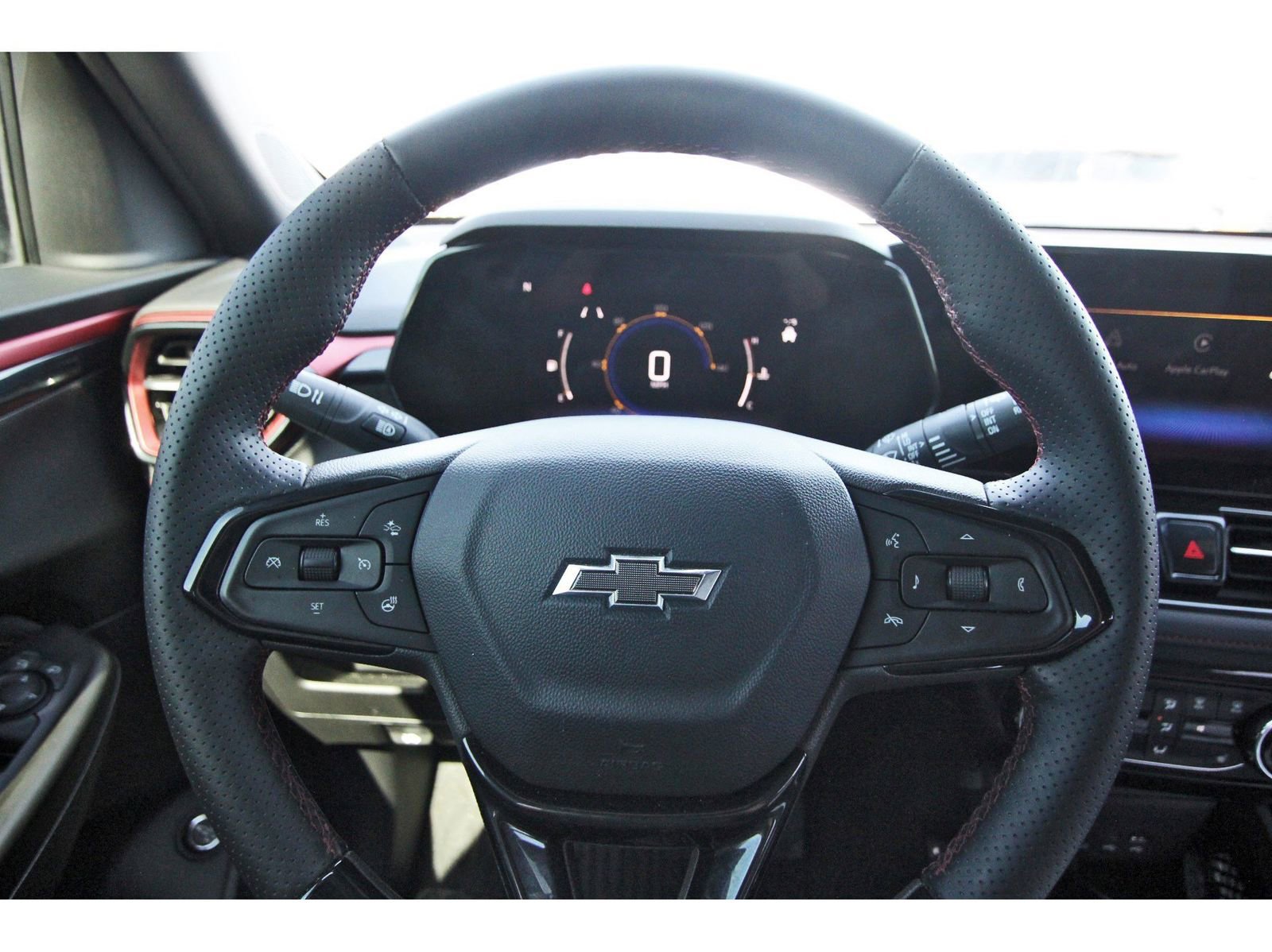 Used 2024 Chevrolet TrailBlazer RS w/ Convenience Package image 16