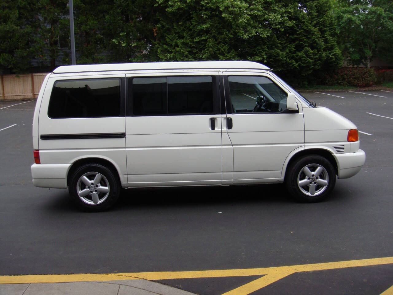 Used 2001 Volkswagen Eurovan FWD image 7