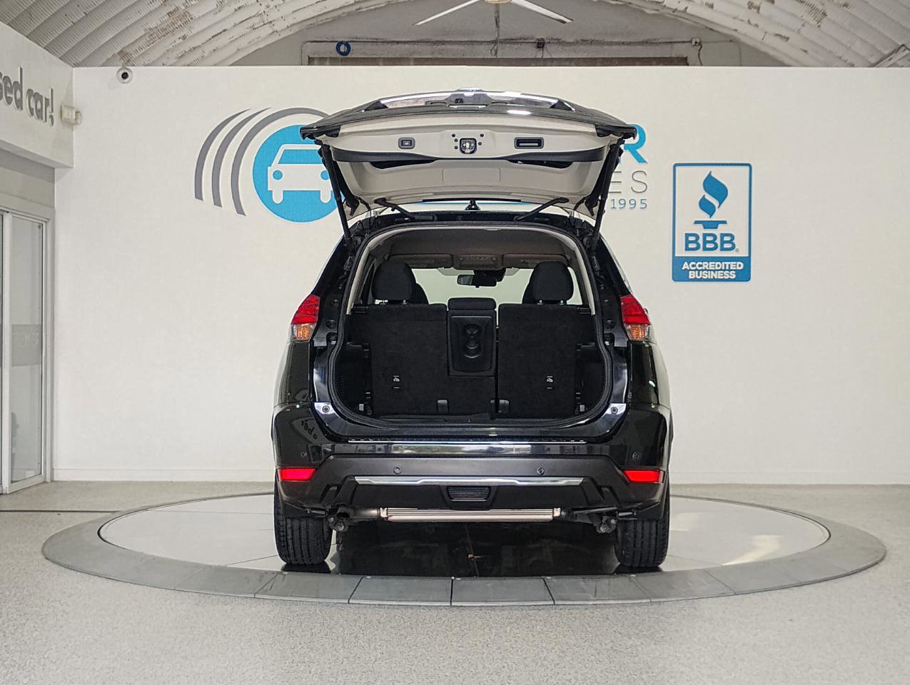 Used 2019 Nissan Rogue SV FWD image 64