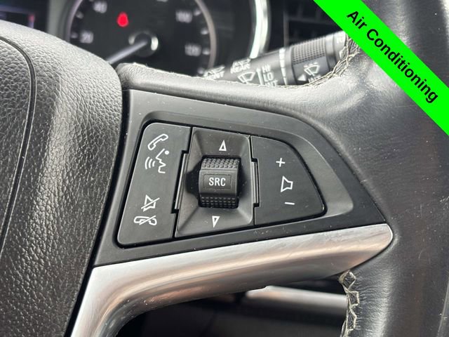 Used 2021 Buick Encore Preferred AWD/4WD image 14