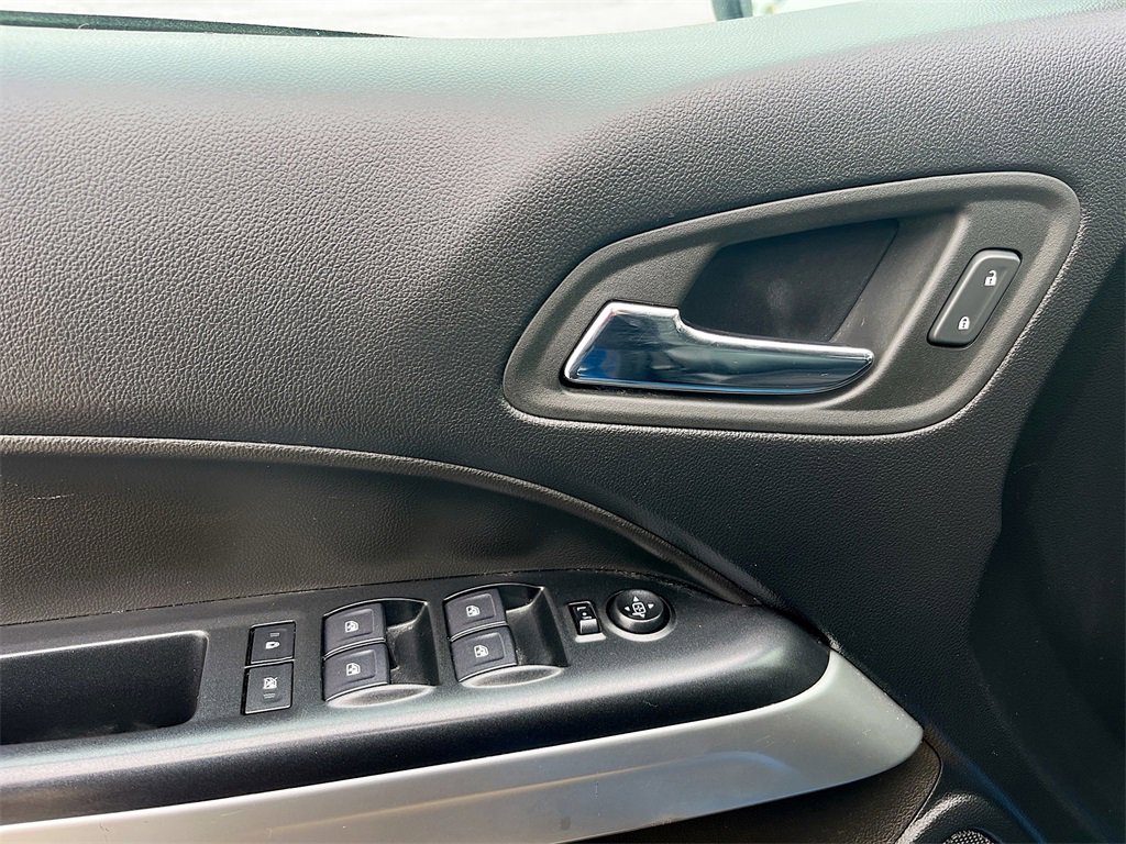 Used 2022 Chevrolet Colorado LT w/ Luxury Package image 17