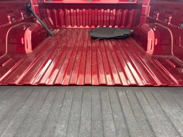 Used 2021 Chevrolet Silverado 1500 Custom w/ Safety Confidence Package AWD/4WD image 25