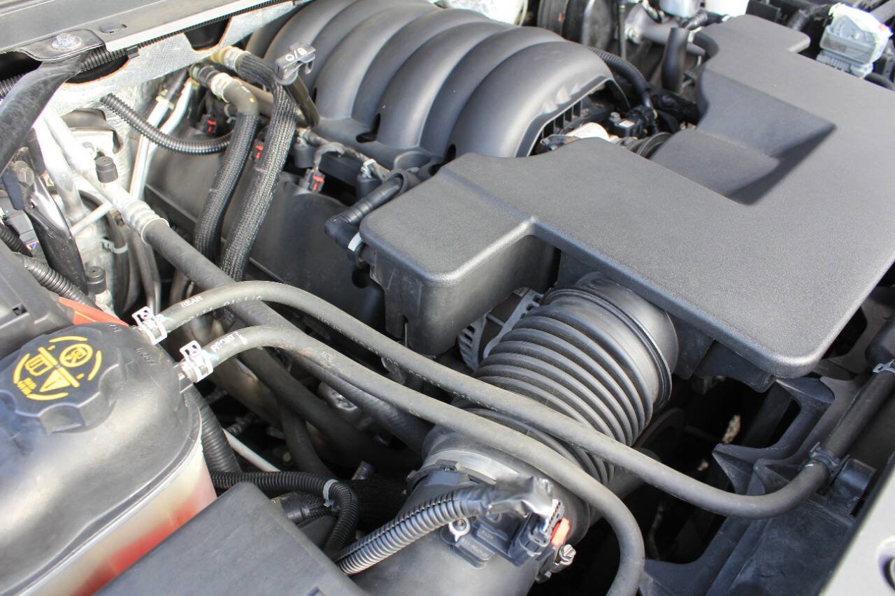 Used 2016 Chevrolet Tahoe LT w/ LT Signature Package image 31