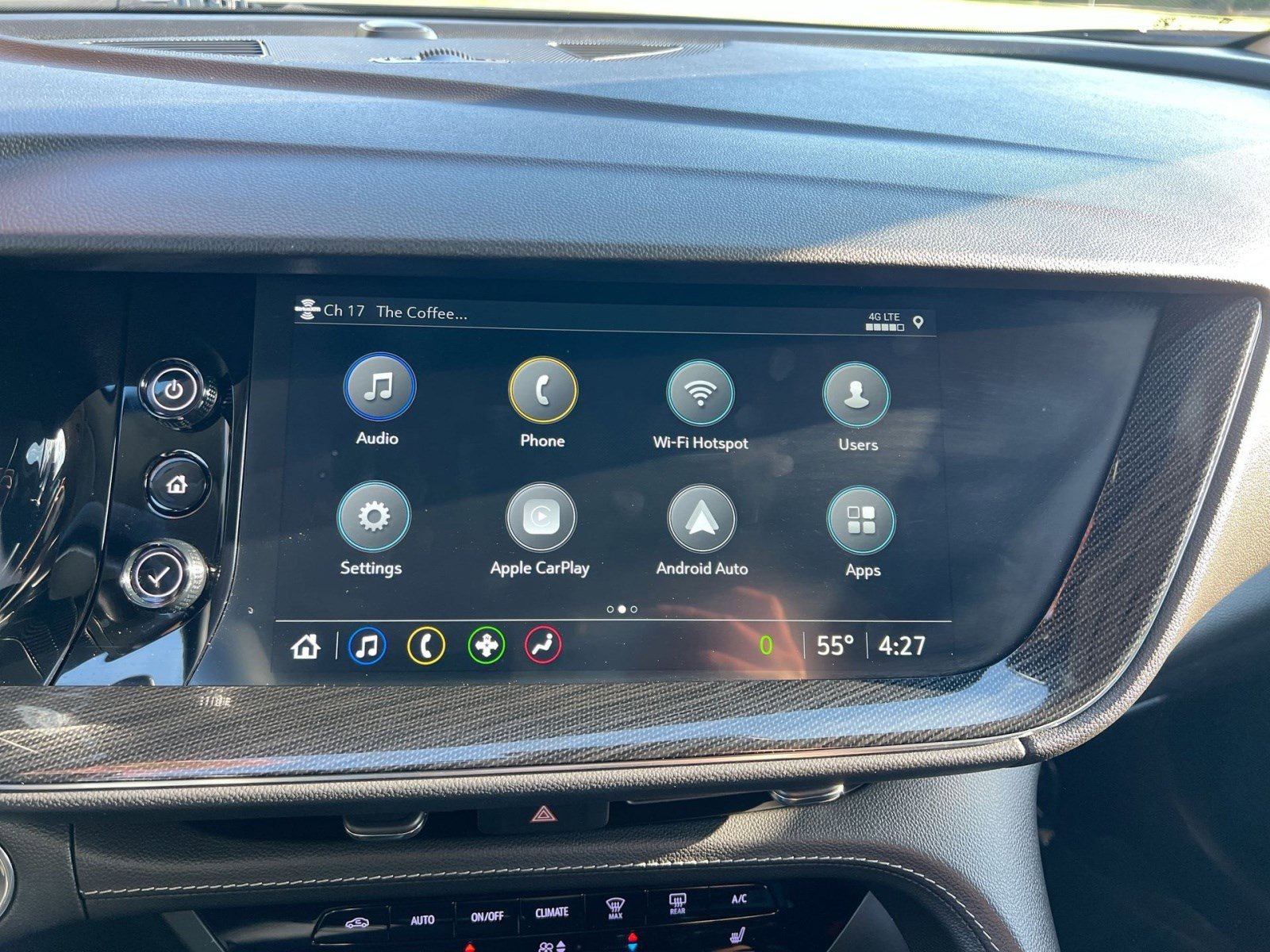 Used 2022 Buick Envision Essence w/ Safety Package image 18