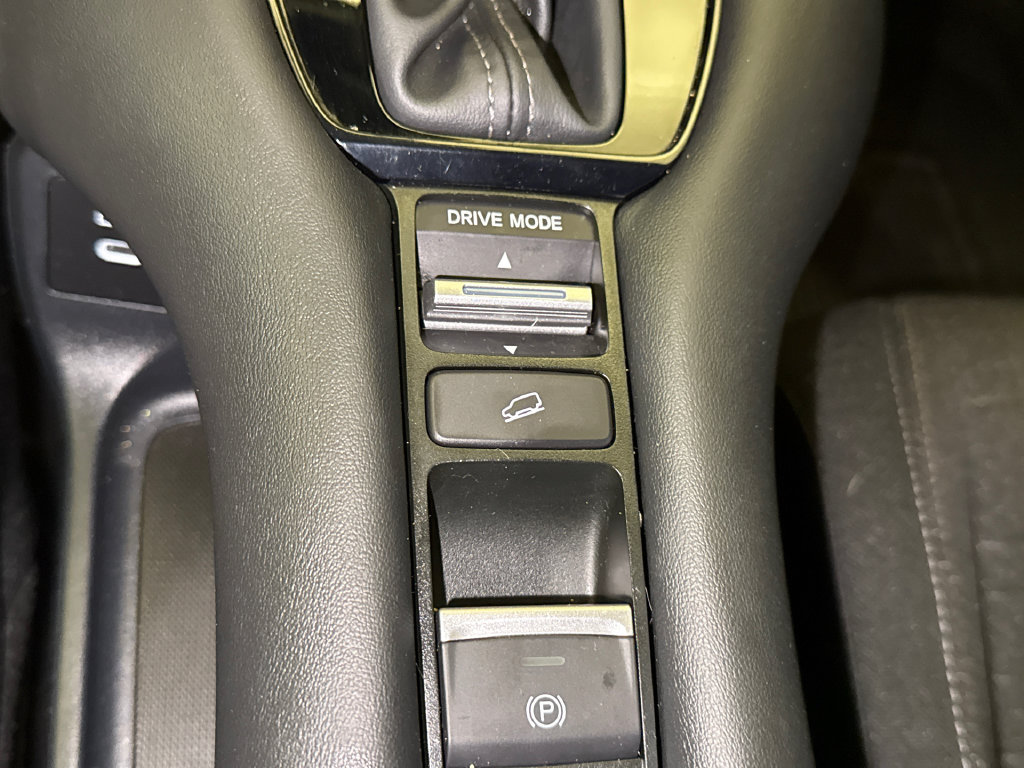 Certified 2024 Honda HR-V LX image 26
