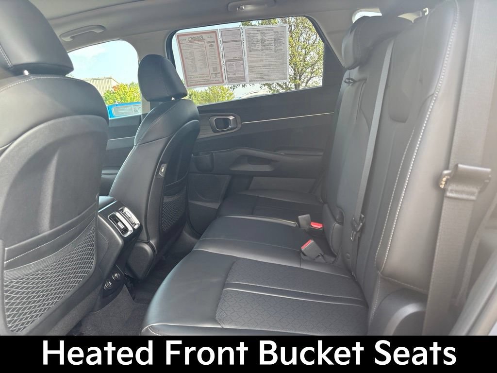Certified 2023 Kia Sorento S w/ Panoramic Sunroof Package AWD/4WD image 13