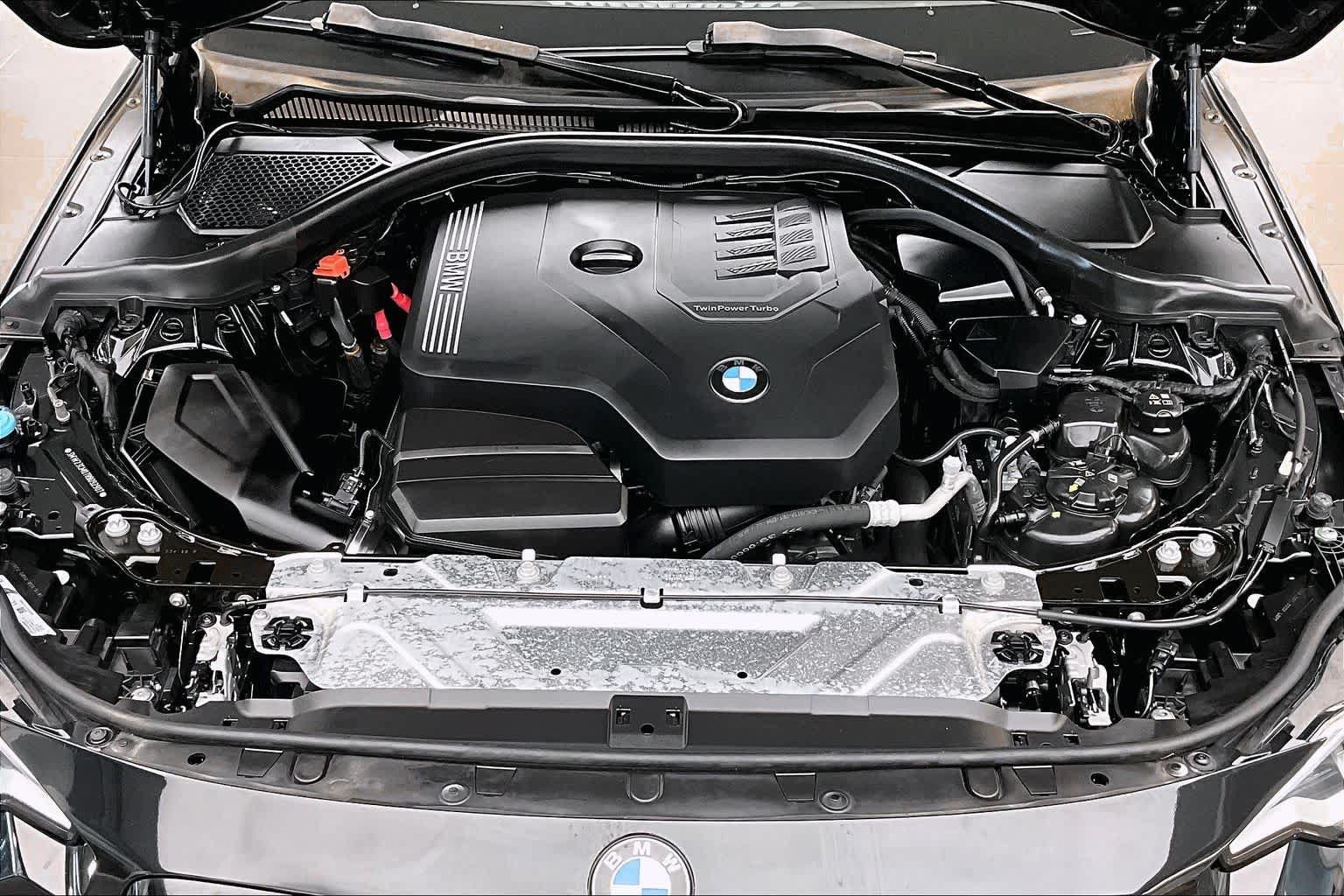 Used 2024 BMW 230i Coupe w/ M Sport Package RWD image 30